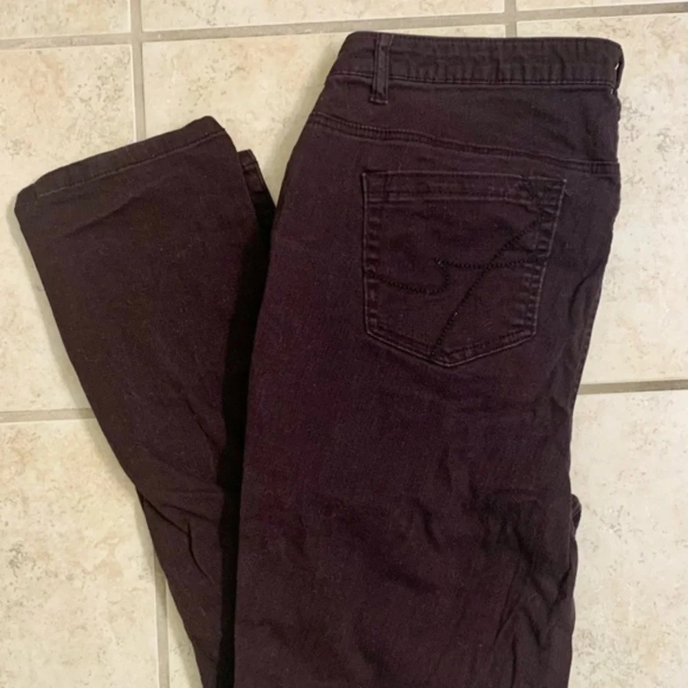 Kenneth Cole Plum/Brown Skinny Jeans - Picture 5 of 5